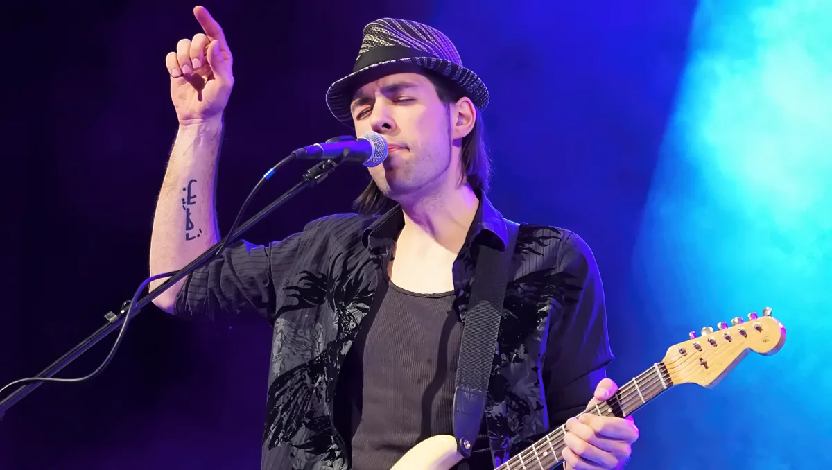 Alex Zilinsky – Gasometer Planet TT Raiffeisen Halle Konzertfoto 12