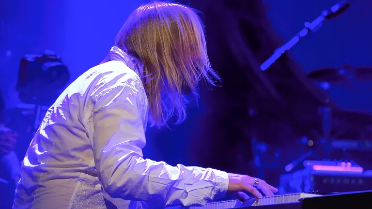 Grand Zeppelin – Gasometer Planet TT Raiffeisen Halle Konzertfoto 15