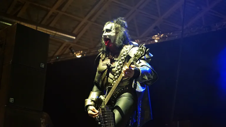 Kiss Forever Band – Arena Nova Konzertfoto 1