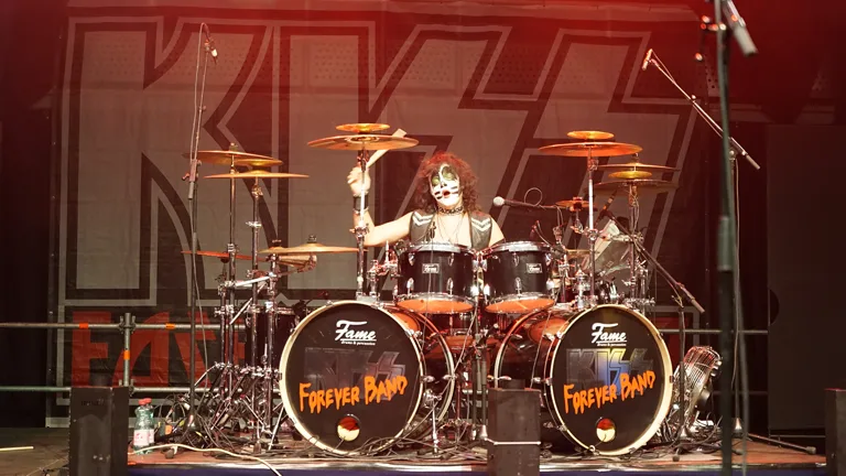 Kiss Forever Band – Arena Nova Konzertfoto 12