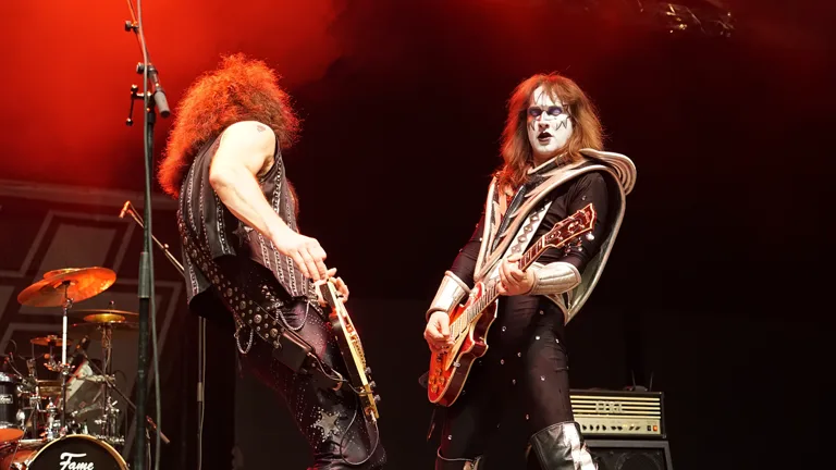 Kiss Forever Band – Arena Nova Konzertfoto 17