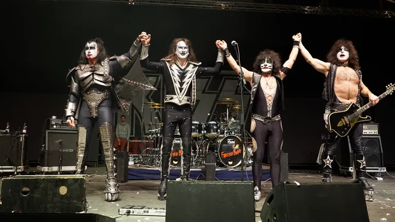 Kiss Forever Band – Arena Nova Konzertfoto 18