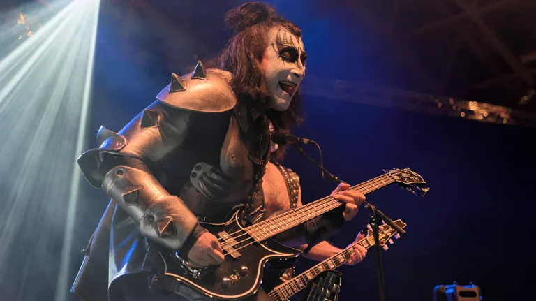 Kiss Forever Band – Arena Nova Konzertfoto 33