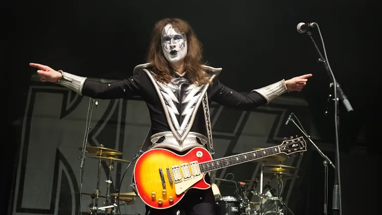 Kiss Forever Band – Arena Nova Konzertfoto 54