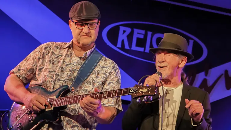Magic of Santana ft. Alex Ligertwood – Reigen Konzertfoto 23