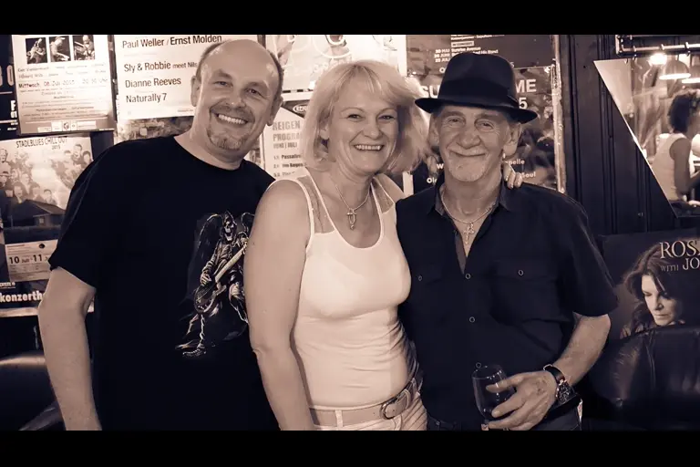 Paul & Regina Trondl mit Alex Ligertwood