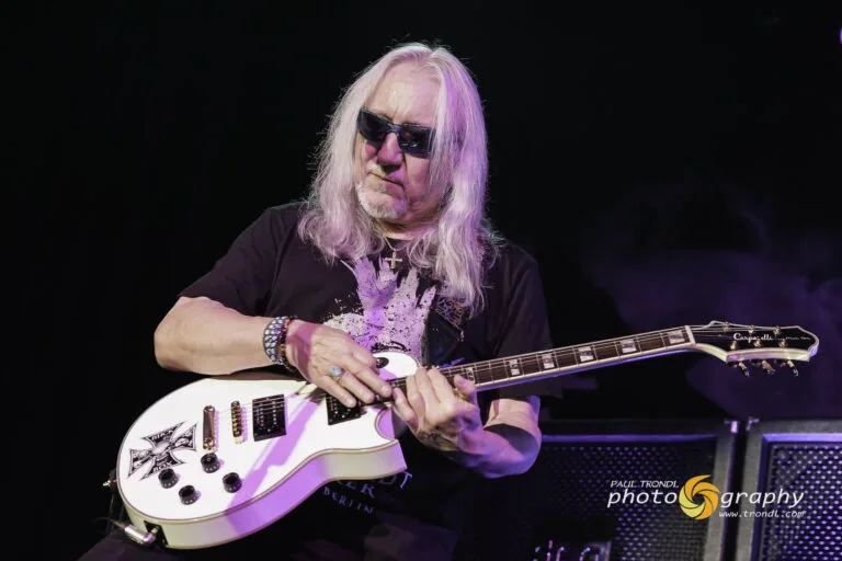 URIAH HEEP - Living the Dream Tour Konzertfoto 49