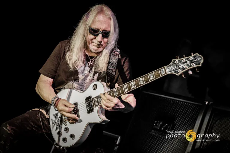 URIAH HEEP - Living the Dream Tour Konzertfoto 51